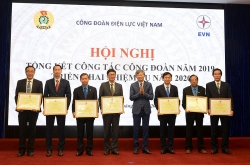 Năm 2019, Công đoàn Điện lực Việt Nam được đề nghị Cờ thi đua xuất sắc Tổng Liên đoàn