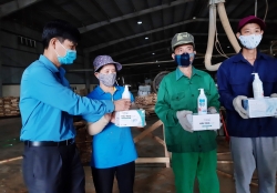 Công đoàn KKT tỉnh Quảng Bình tăng cường hướng dẫn phòng, chống dịch bệnh