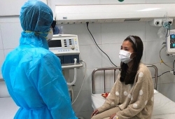 Nữ công nhân nhiễm virus corona trở về từ Vũ Hán được chữa khỏi