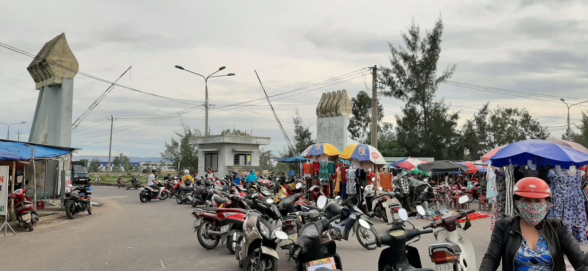 cho tu phat lan at loi ra vao cum cong nghiep ha lam cho duoc tai quang nam