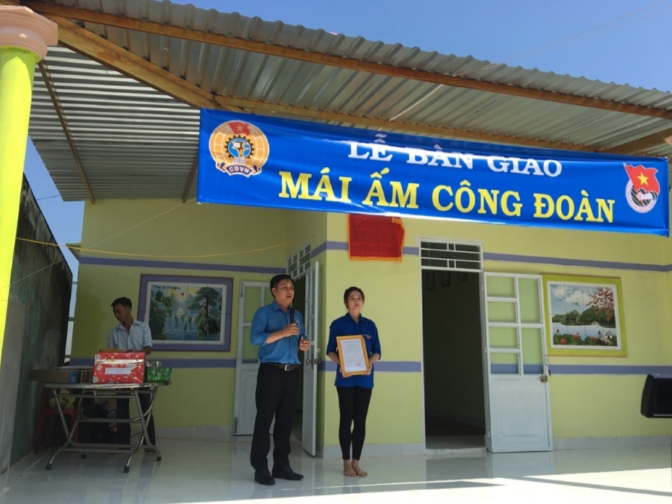 cong doan vien chuc tinh trao nha mai am cong doan nam 2019