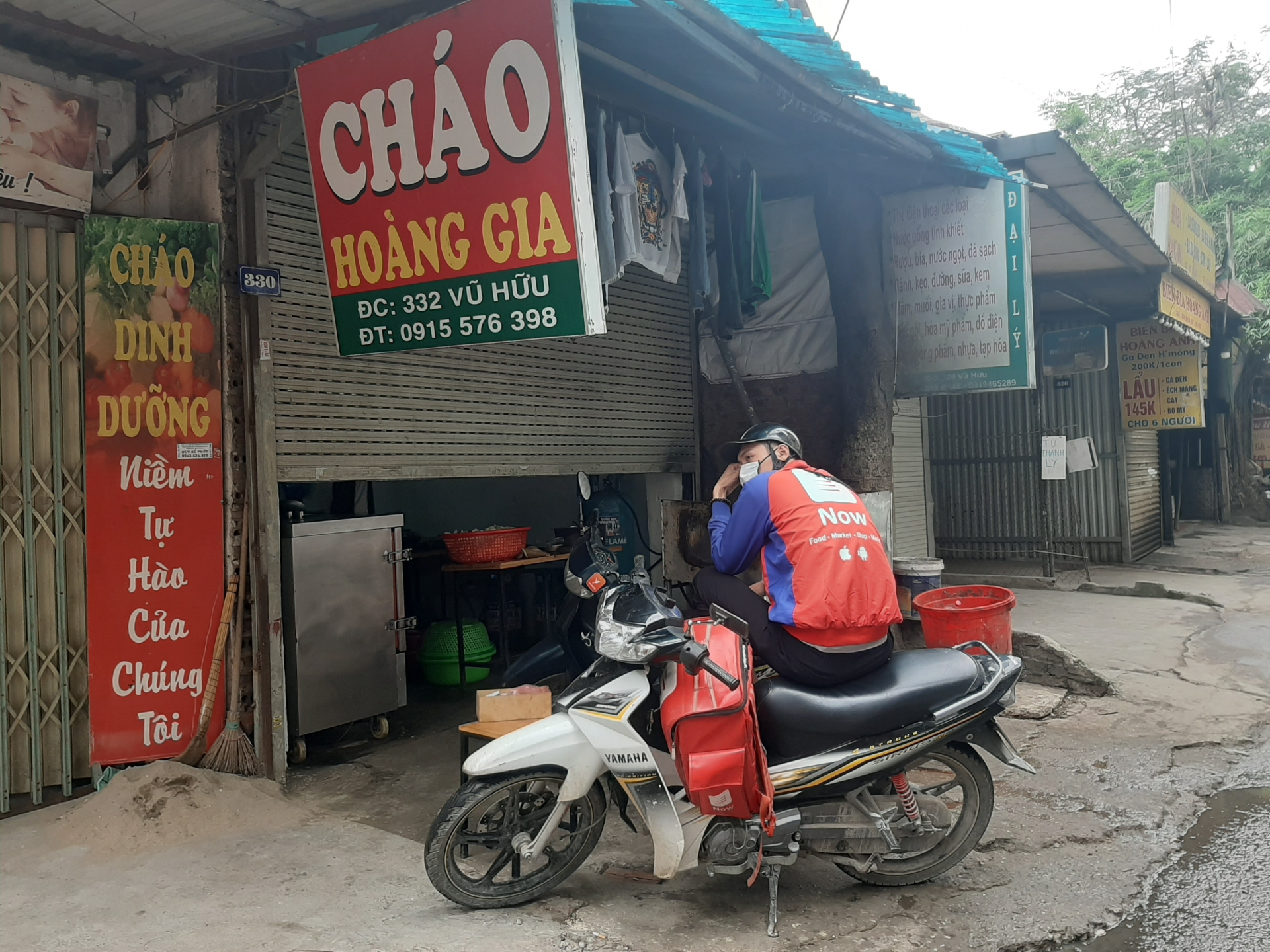 Cửa hàng đóng cửa theo quy định, đừng nên " nửa kín, nửa hở "