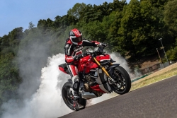 Ngắm Ducati Streetfighter V4, chiếc mô tô đẹp nhất triển lãm EICMA 2019