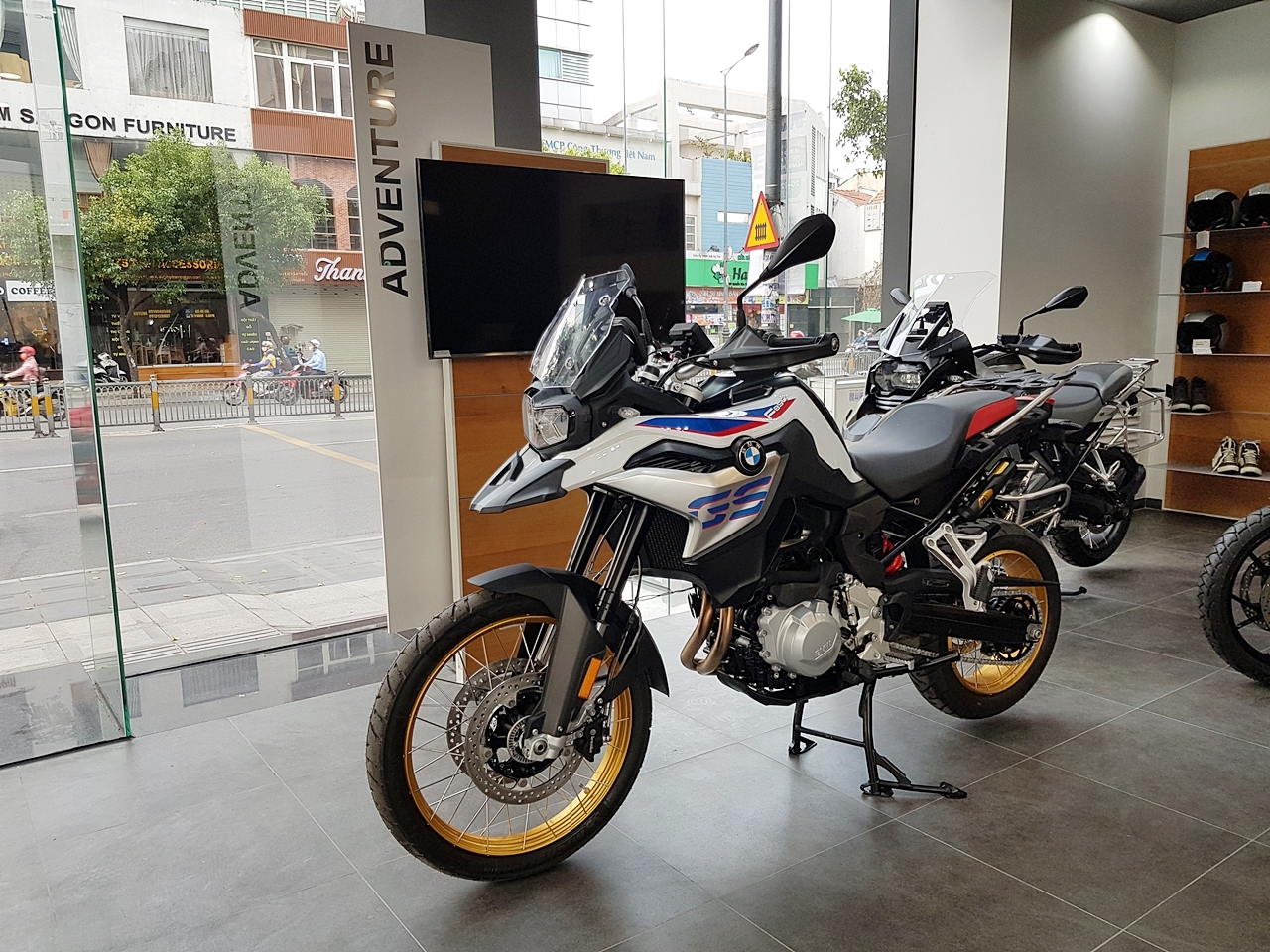 can canh xe phuot bmw f850 gs