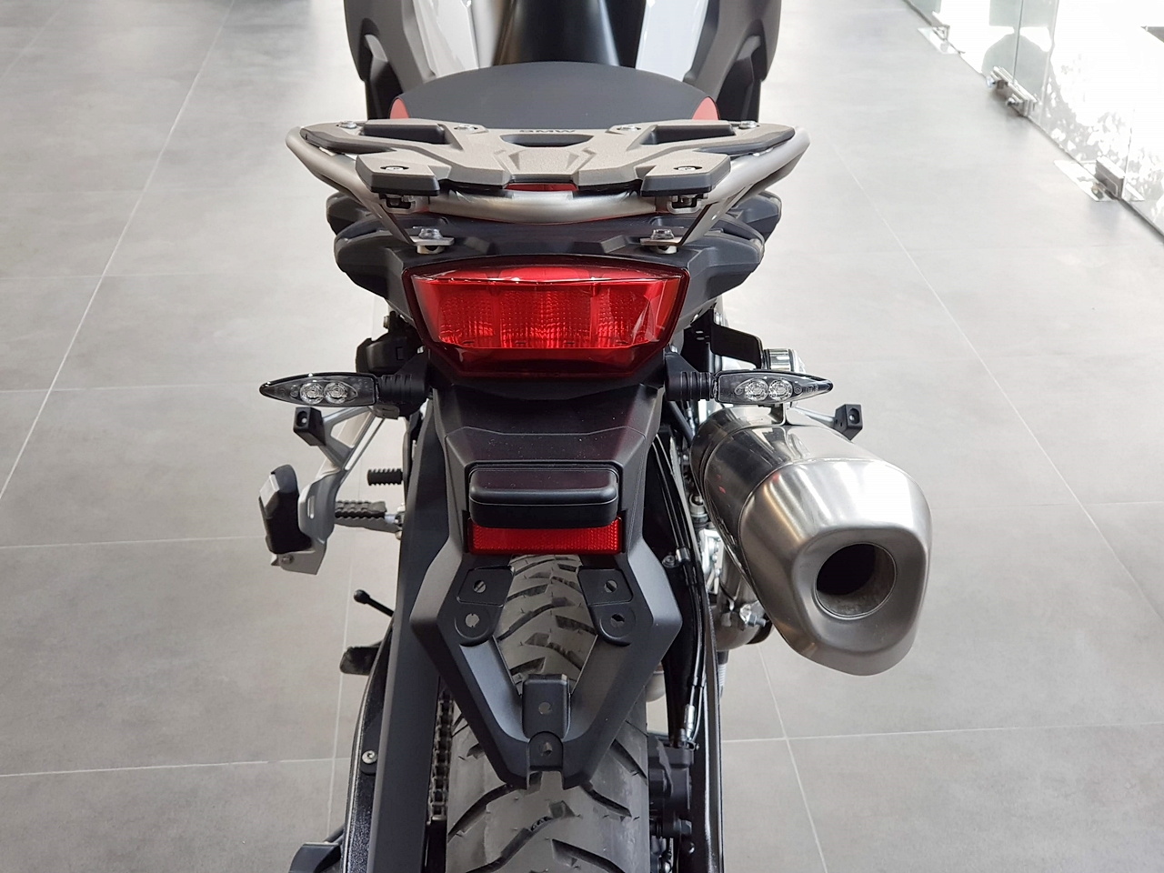 can canh xe phuot bmw f850 gs