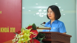 Đồng chí Bùi Huyền Mai được bầu giữ chức Chủ tịch Liên đoàn Lao động thành phố Hà Nội