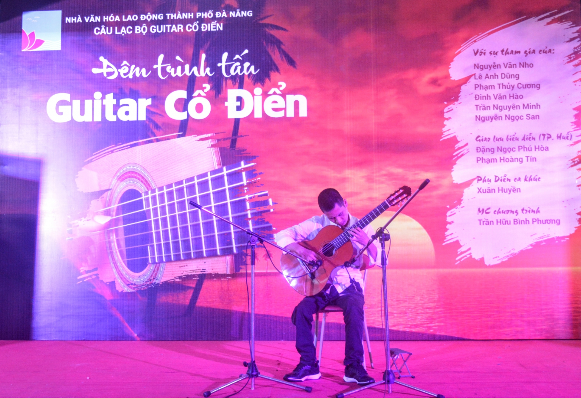 hoa nhac guitar phuc vu nguoi lao dong