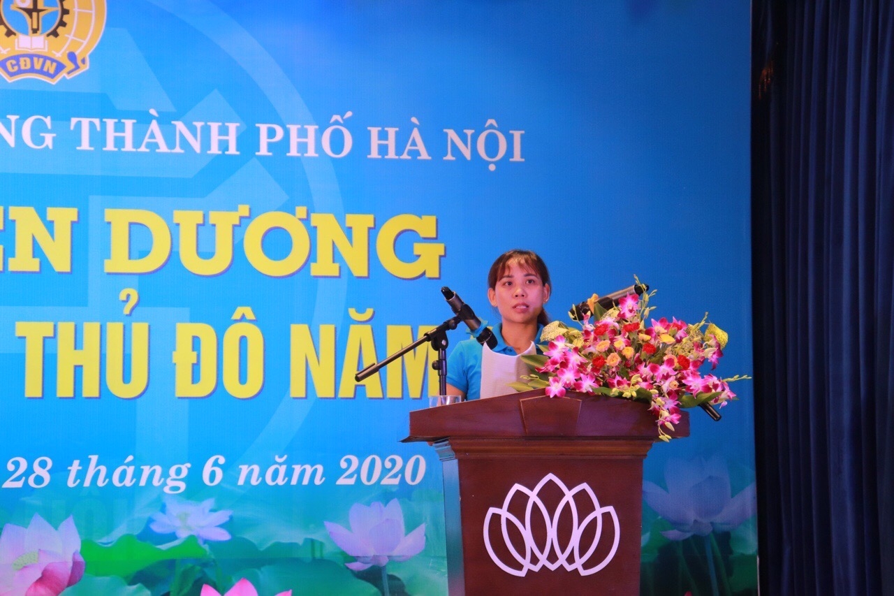 nhan len nhung bong hoa dep trong vuon hoa nguoi tot viec tot