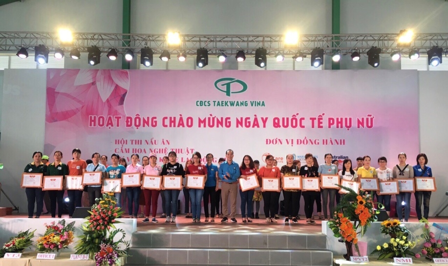 nhieu cach lam hay trong thi dua lao dong