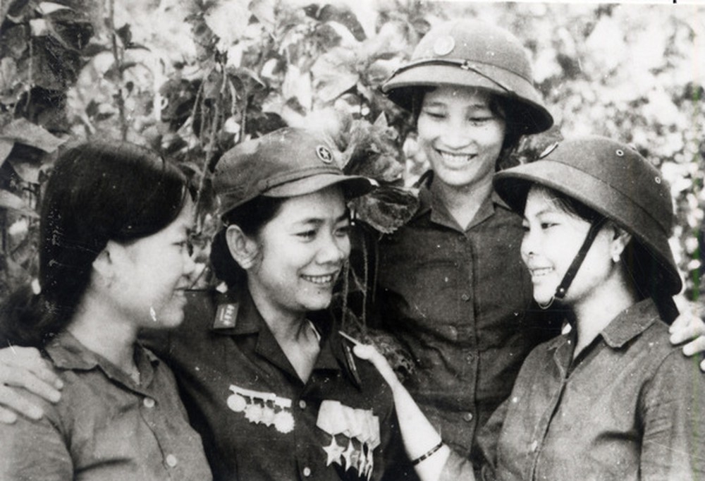 Tự hào truyền thống  phụ nữ Việt Nam
