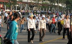 2034 giao vien hop dong o ha noi du dieu kien xet tuyen dac cach