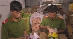 Đắk Lắk: Gần 12 tấn bột nêm, bột ngọt giả suýt bị tuồn ra thị trường