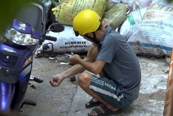 "Em quá khổ vì chồng nghiện heroin"