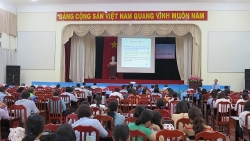 Hơn 400 đoàn viên, người lao động hưởng ứng Ngày pháp luật Việt Nam