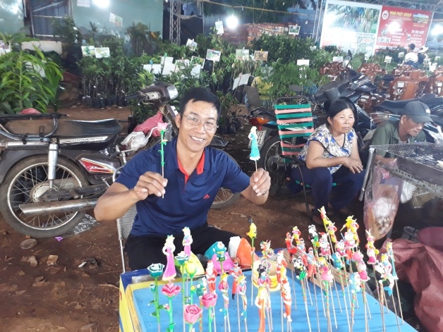 thanh nien ha noi dem to he len tay nguyen