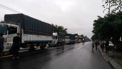 Đèo Bảo Lộc sạt lở nghiêm trọng khiến giao thông tê liệt
