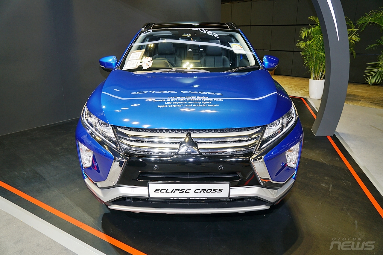 can canh mitsubishi eclipse cross sap duoc ban tai viet nam