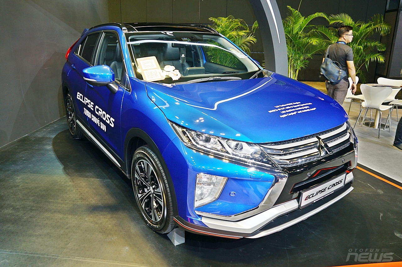 can canh mitsubishi eclipse cross sap duoc ban tai viet nam