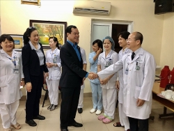Tối 30 Tết: Bệnh viện Bạch Mai sẵn sàng ứng phó dịch bệnh viêm phổi lạ do virus corona