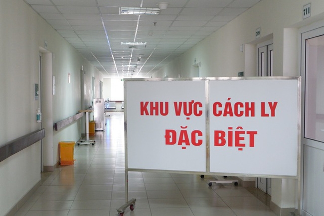 Công chứng viên mắc Covid-19 ở Hà Nội đi quán cà phê, tiệm massage tại TP HCM