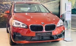 BMW 218i Gran Tourer có giá dưới 1 tỷ đồng