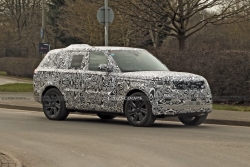 Rò rỉ hình ảnh Range Rover hoàn toàn mới