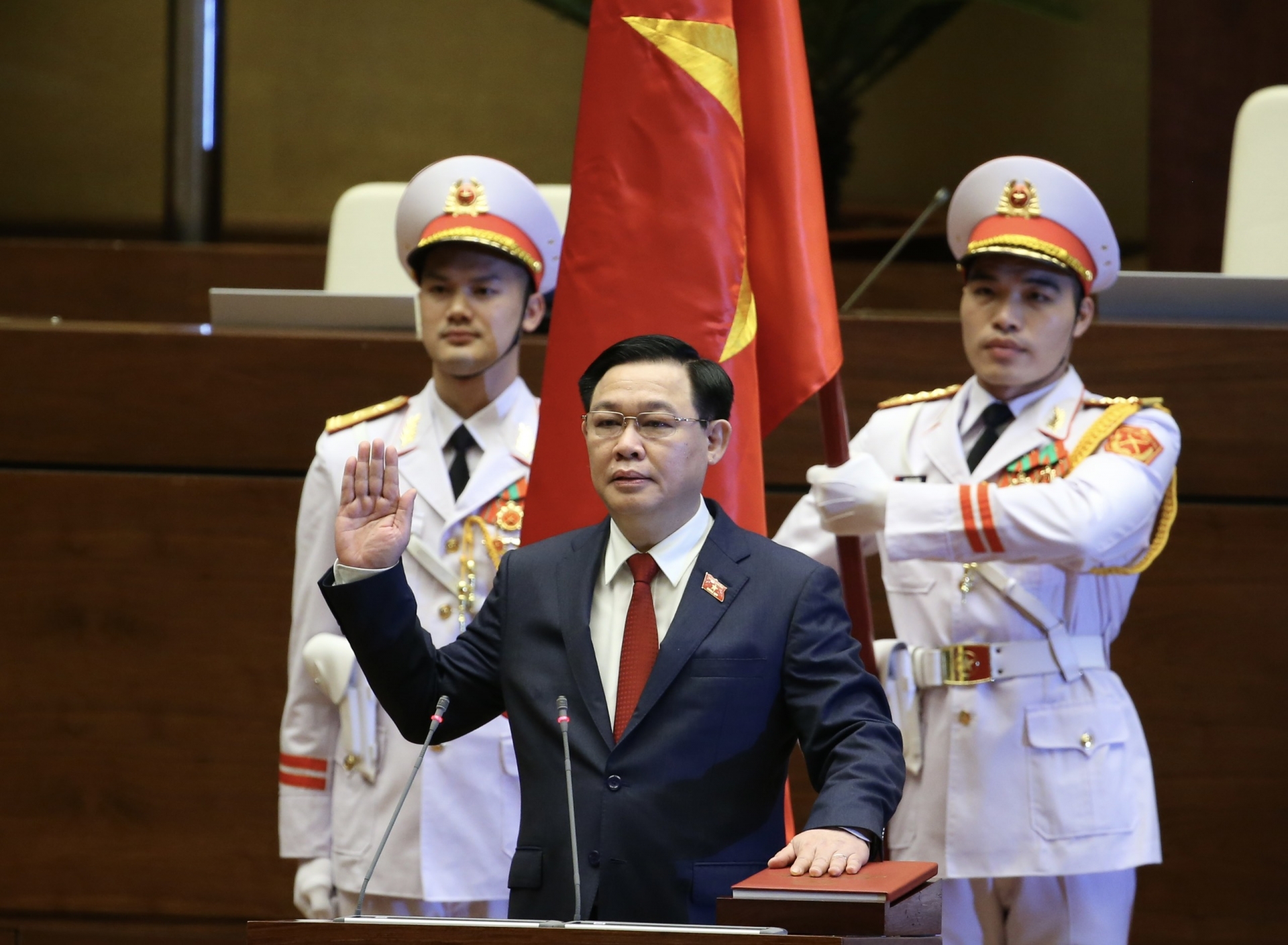 Đồng chí Vương Đình Huệ đắc cử Chủ tịch Quốc hội