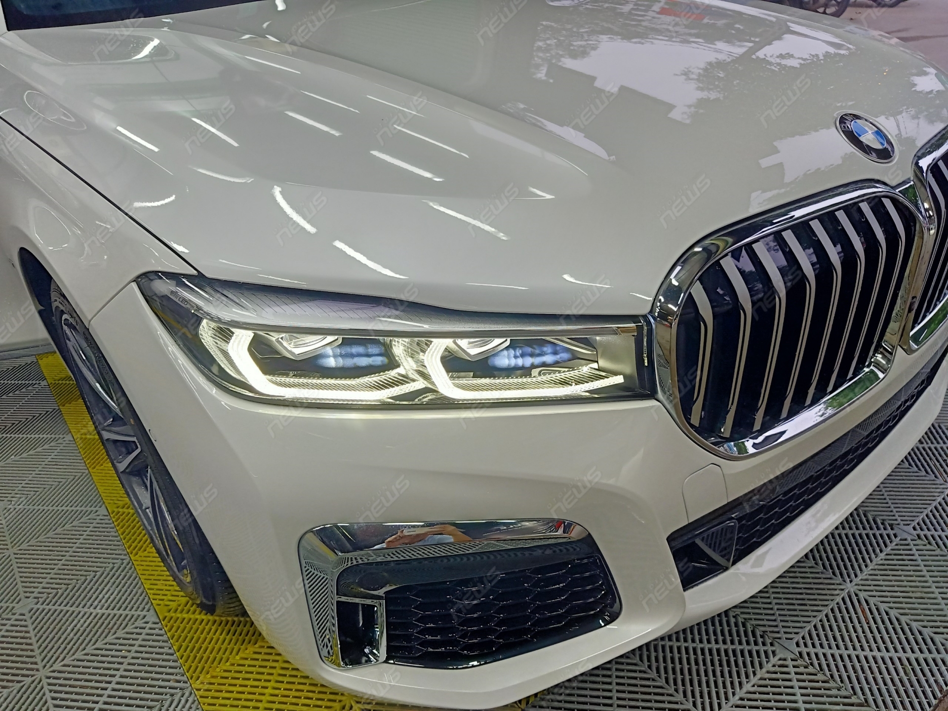 bmw 730li m sport lo anh noi that truoc ngay ra mat