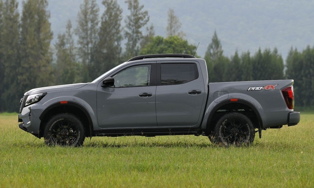 Đánh giá nhanh Nissan Navara 2021