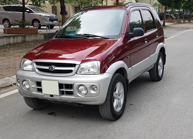 Daihatsu Terios cũ chỉ dưới 200 triệu đồng, thích hợp che mưa, che nắng