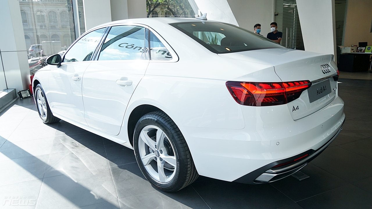 can canh audi a4 2020 phien ban dan dong cau truoc