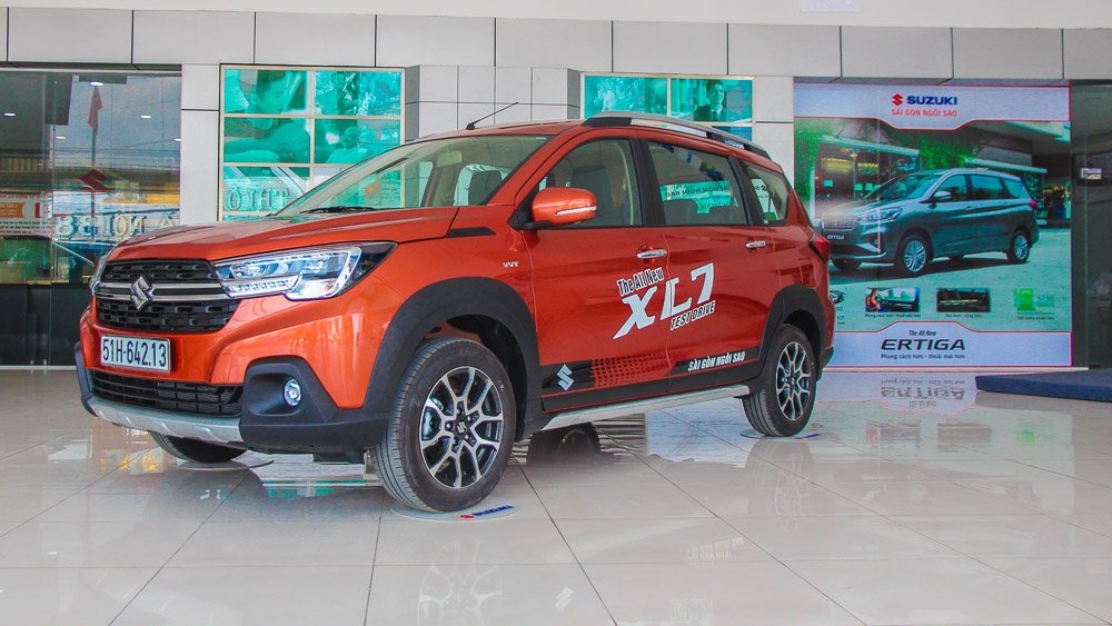 can canh tan binh suzuki xl7