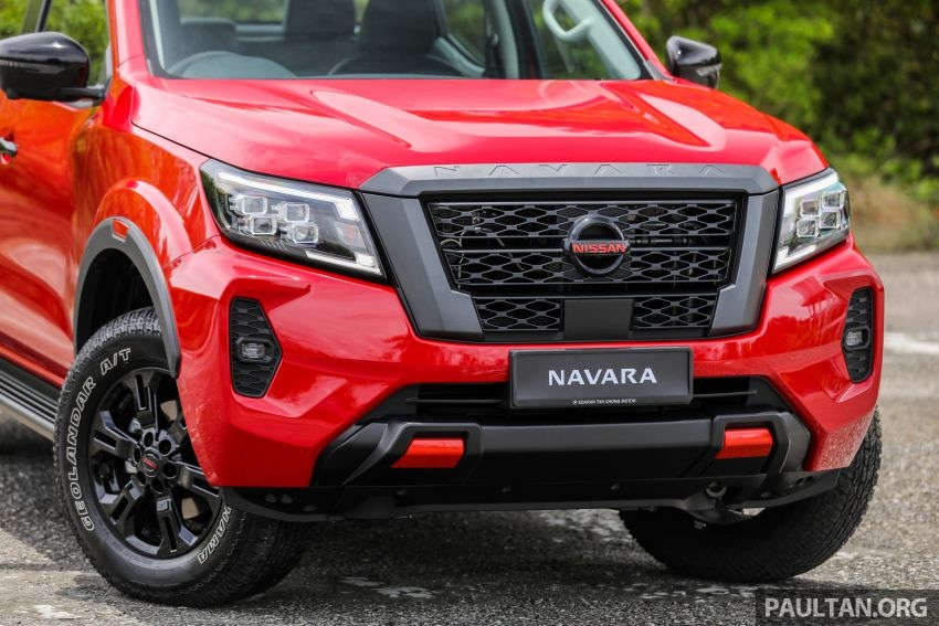 Nissan Navara 2021 giá 516-800 triệu đồng tại Malaysia