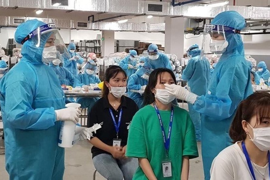 Ghi nhận hơn 300 công nhân dương tính Covid-19 ở Bắc Giang