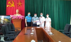 Ủng hộ cán bộ y tế chống dịch Covid-19 tại Sơn La