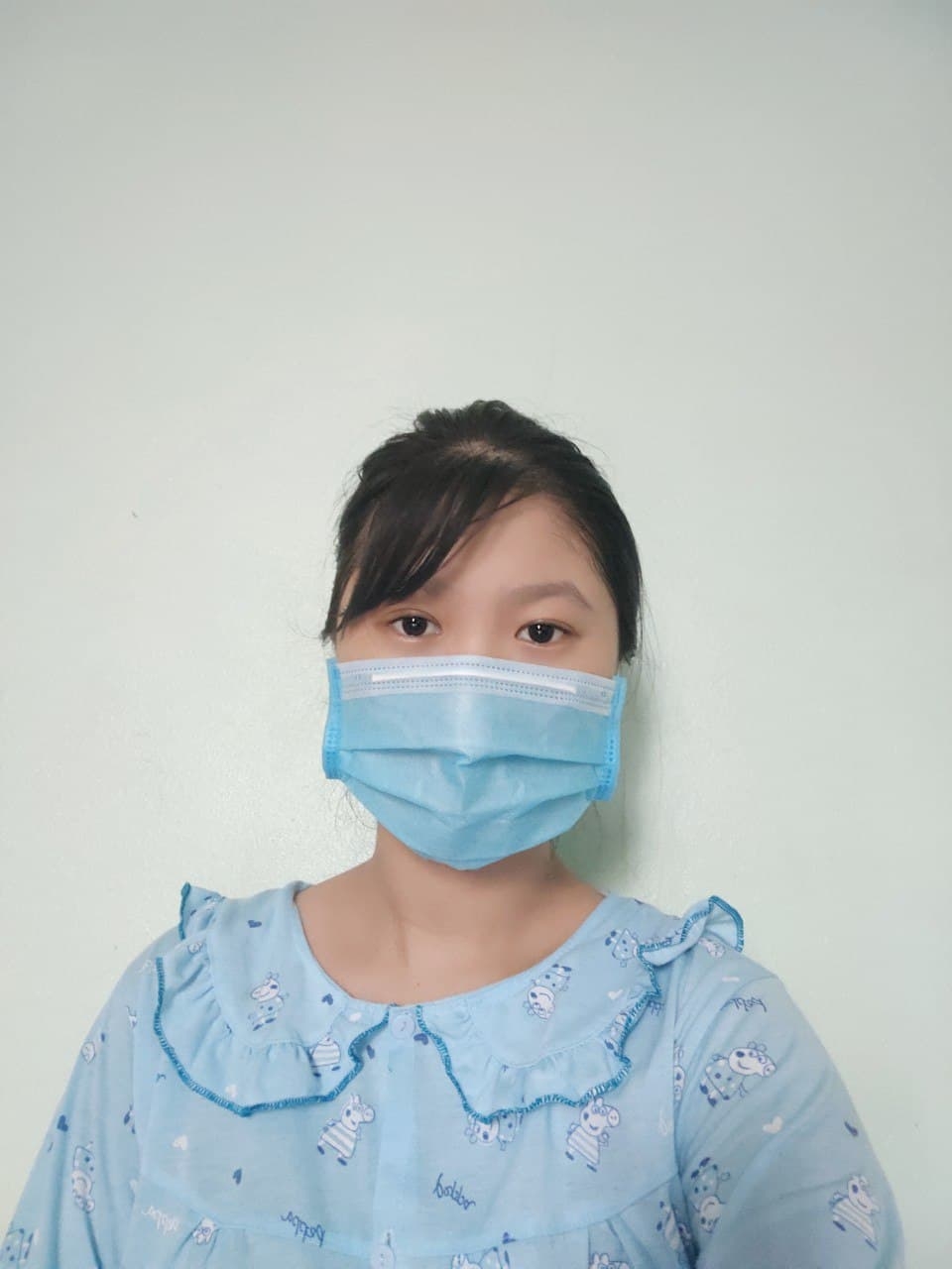 Nữ công nhân F0 ở Bắc Giang: “Từ lúc sinh đến giờ, em chưa được chạm vào con”