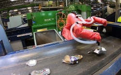 Bùng nổ rác thải ở Mỹ, vì sao một số doanh nghiệp "đua nhau" tái chế?