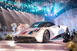 Đại gia Minh “nhựa” lái siêu xe giá 80 tỷ tới lễ cưới của con gái