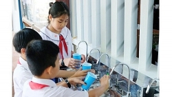 Nhiều trường học tại Hà Nội ngừng sử dụng "nước bẩn"