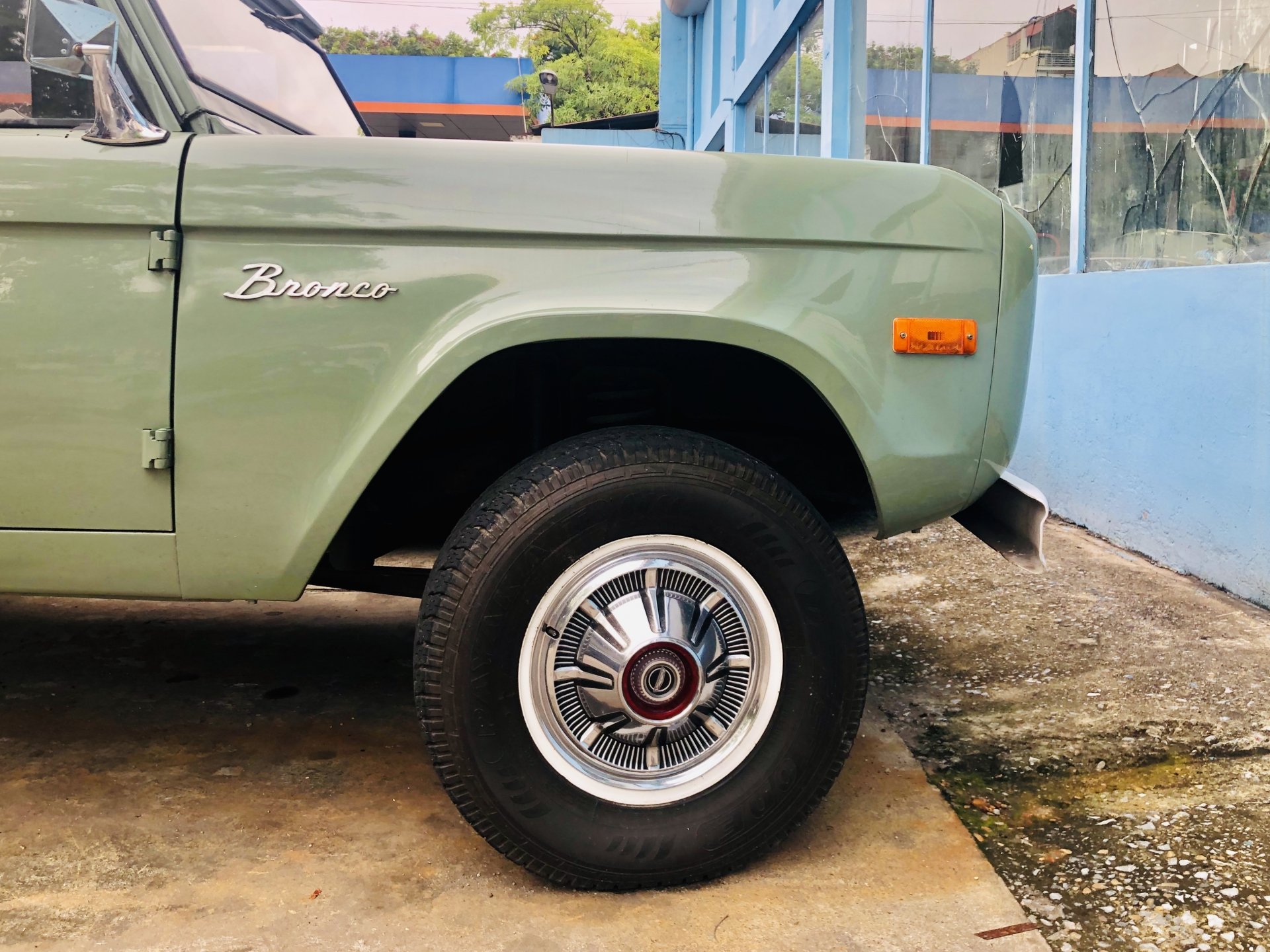 kha m pha ha ng do c ford bronco sa n xua t nam 1970