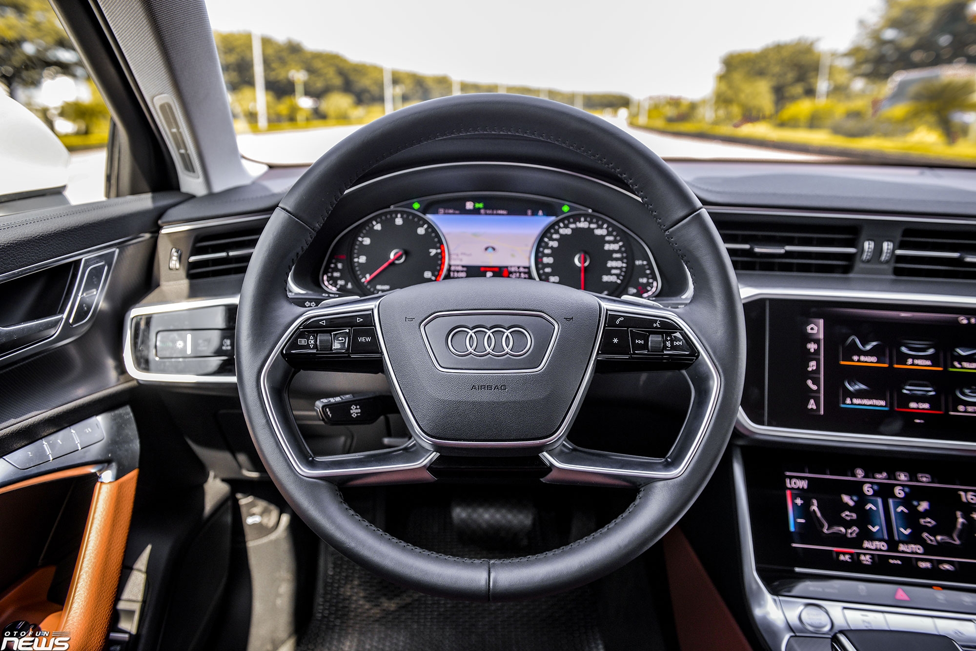 Đánh giá chi tiết Audi A6: Thời trang, sang trọng, hiện đại