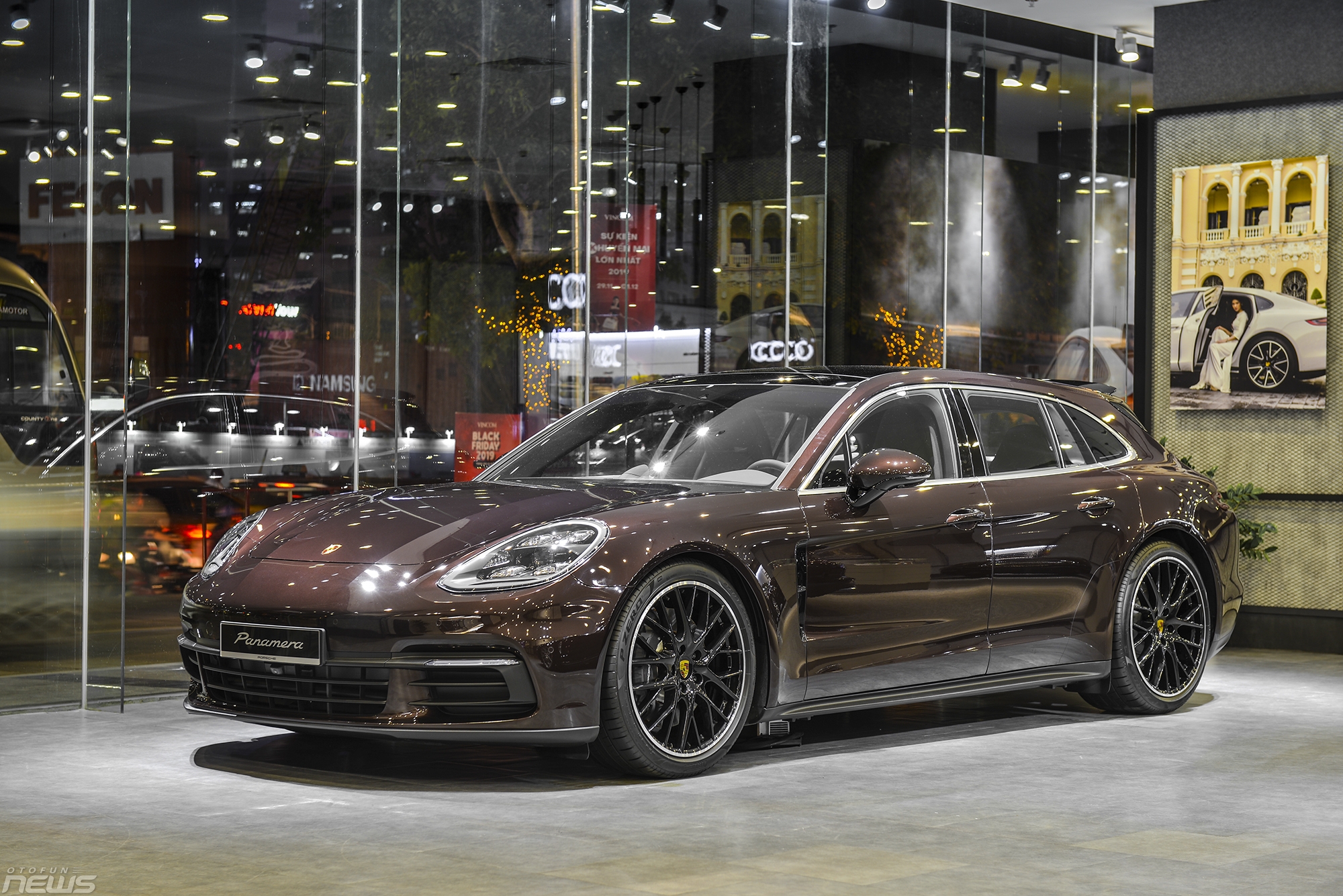 porsche panamera 4 sport turismo cua hiem co kho tim tai viet nam