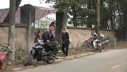 Vụ dân chặn xe vào bãi rác Nam Sơn: “Nỗi khổ” hơn chục năm sống chung với rác thải