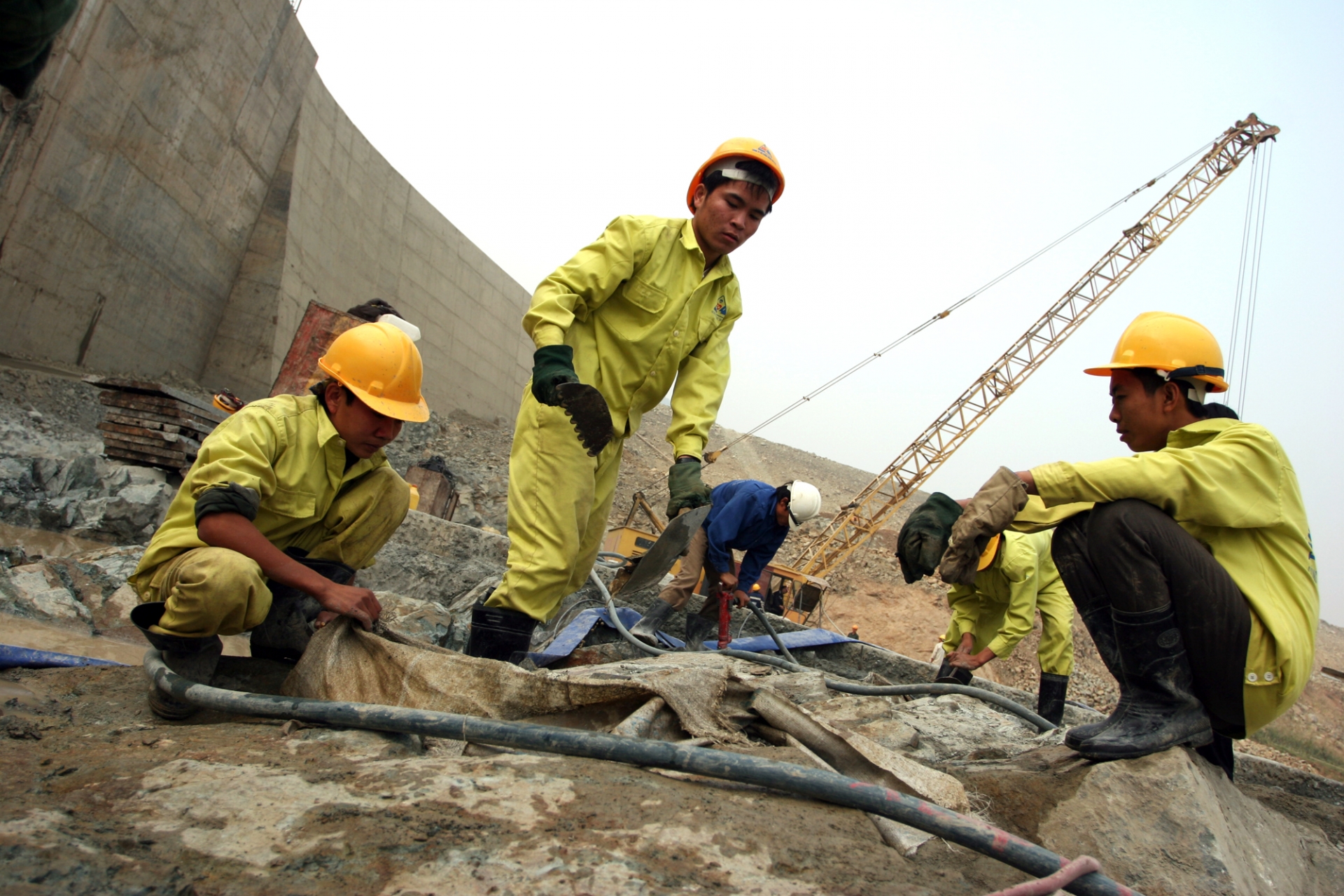 Bộ luật lao động năm 2019 có hiệu lực và những vấn đề đặt ra với hoạt động Công đoàn