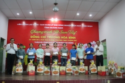 Phó Thủ tướng Trương Hòa Bình tặng 400 suất quà Tết cho người lao động khó khăn