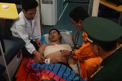Đà Nẵng: Tàu SAR 412 cứu nạn thành công ngư dân bị thương nguy kịch trên biển
