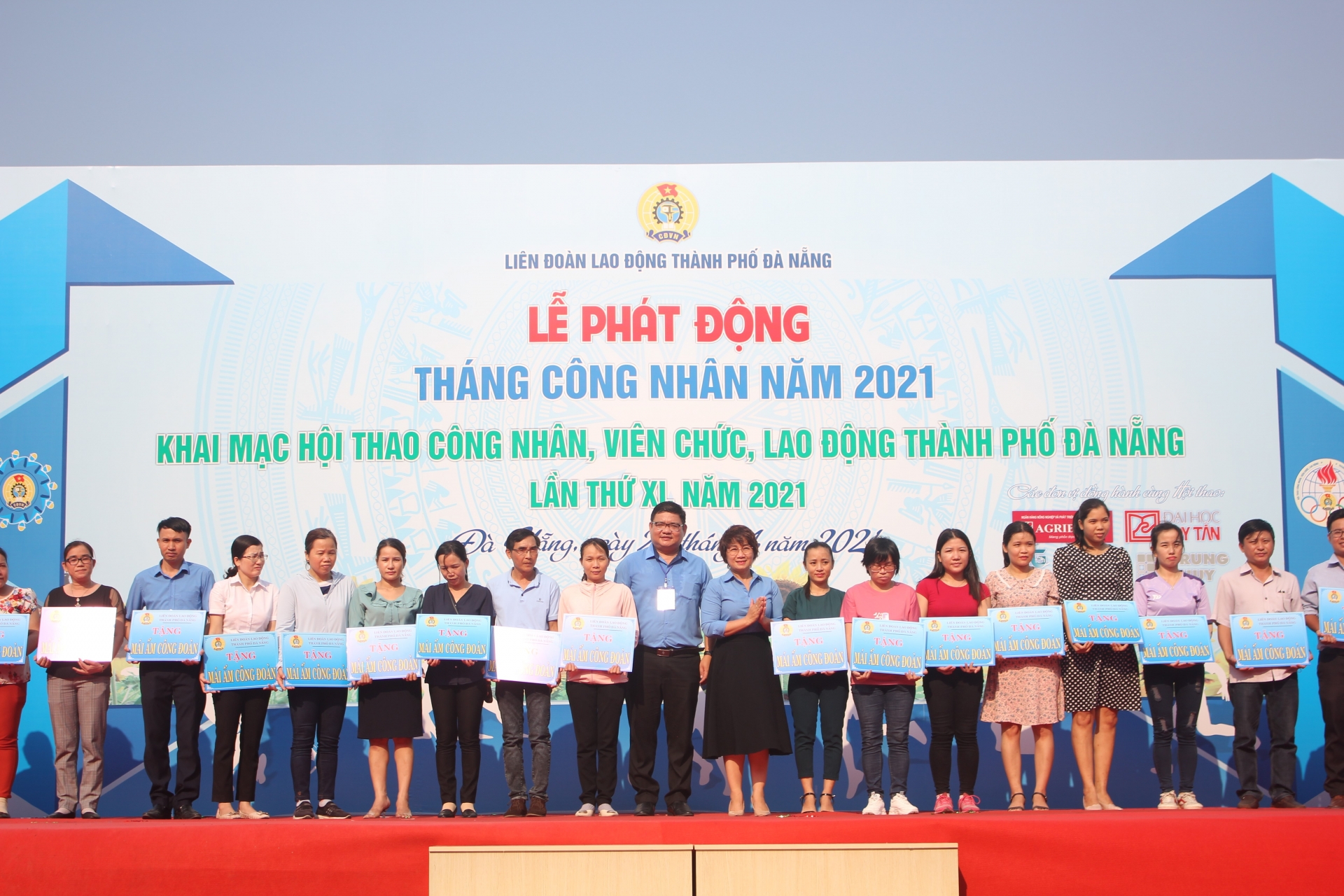 Đà Nẵng: Hơn 1.000 người lao động tham gia phát động Tháng Công nhân 2021