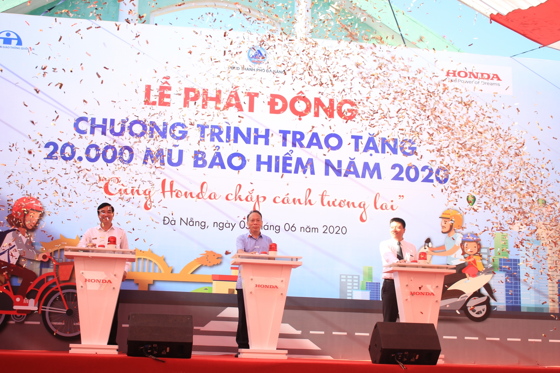 chuong trinh trao tang 20000 mu bao hiem nam 2020 to chuc tai da nang