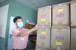 Đà Nẵng: Tặng gần 200 ngàn khẩu trang đồng lòng cùng chống dịch