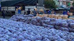 Công đoàn Đà Nẵng trao trên 100 tấn rau, củ, quả cho người lao động